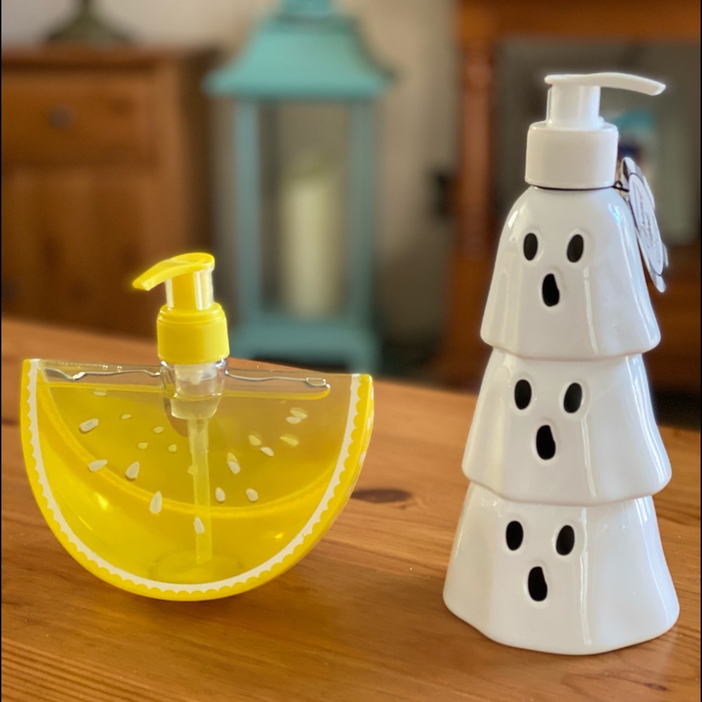 Hand soaps ghost & lemon 🍋